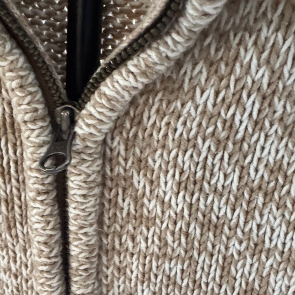 GAP Tan Knit Cardigan - Picture 3 of 3